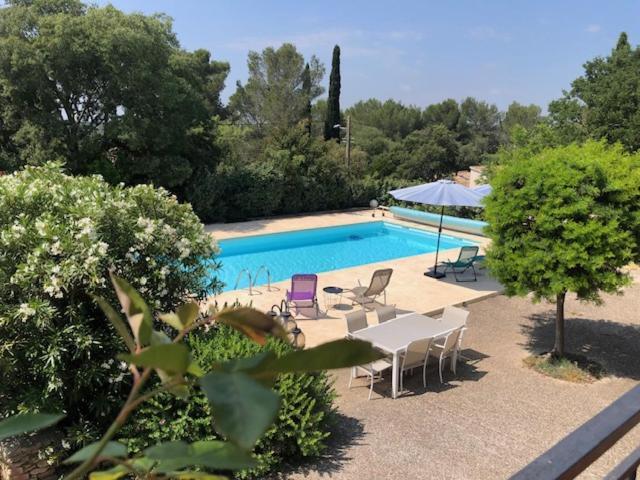 Nimes Calme Villa Ngoại thất bức ảnh